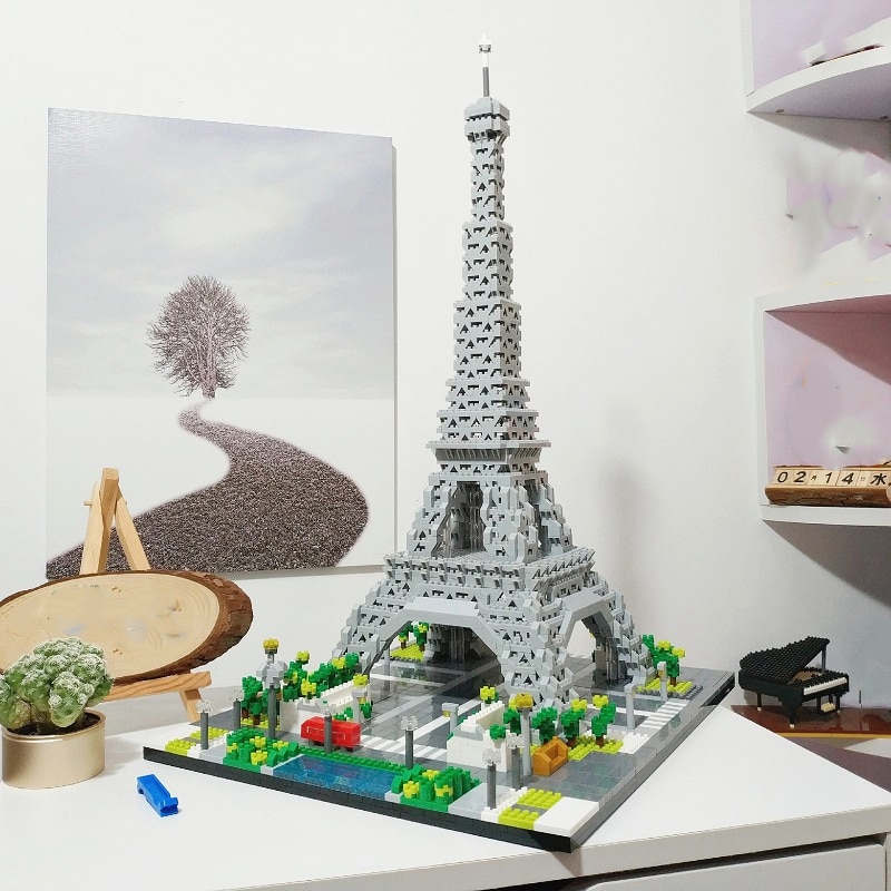 Tháp Eiffel - Eiffel Tower ( Lego Architecture )