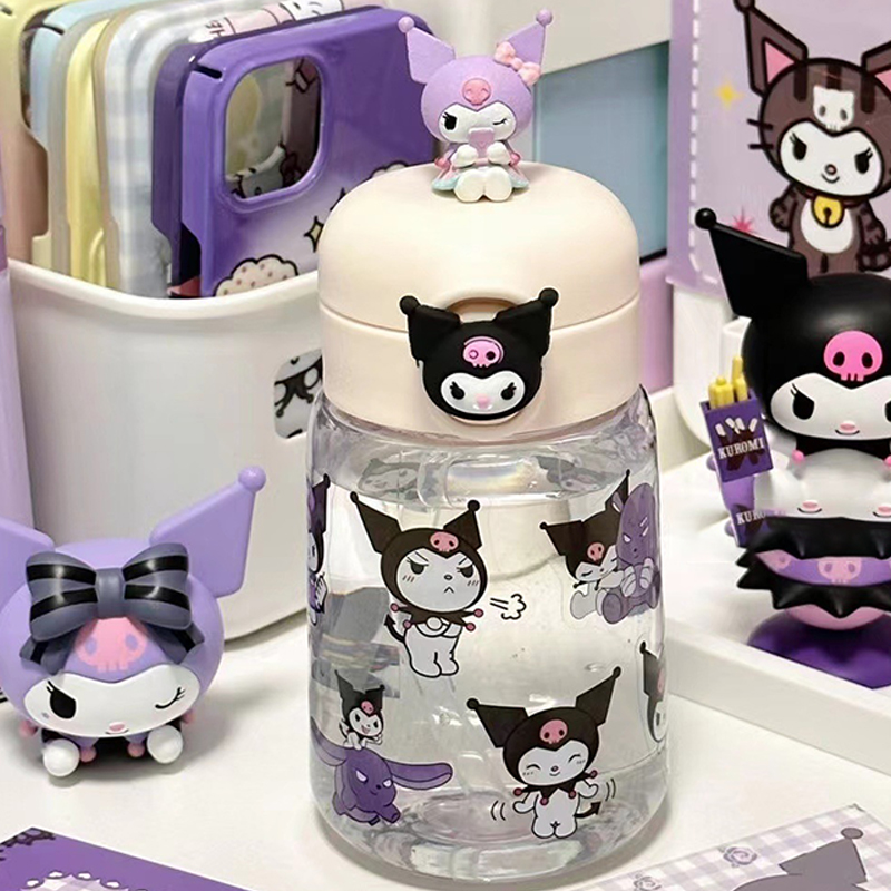%E3%80%90Customizable%E3%80%91%20Cinnamoroll%20Sanrio%20Water%20Bottle%20Kuromi%20Melody%20Plastic%20Cartoon%20Straw%20Cup%20GJCUTE%20-%20Image%203