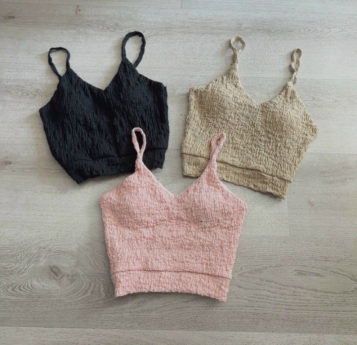 Áo 2 dây croptop chất vải Sốp co giãn xịn sò ( Free size 40-53kg )