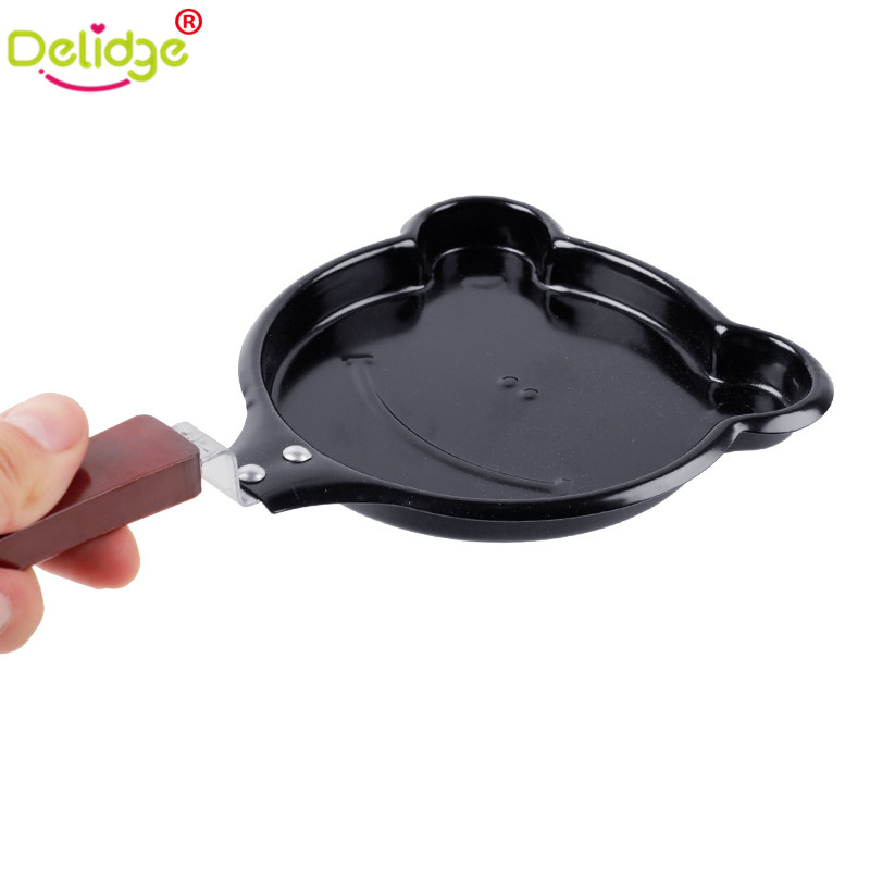 %E3%80%90TrendGlobe%E3%80%91Delidge%201%20pc%20Mini%20Egg%20Frying%20Pan%20Cast%20Iron%20Flower%20Bear%20Pig%20Star%20Heart%20Frog%20Breakfast%20Egg%20mold%20Fried%20Egg%20Pancake%20Mold%20-%20Image%206