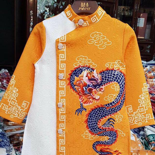 Áo dài gấm bé trái