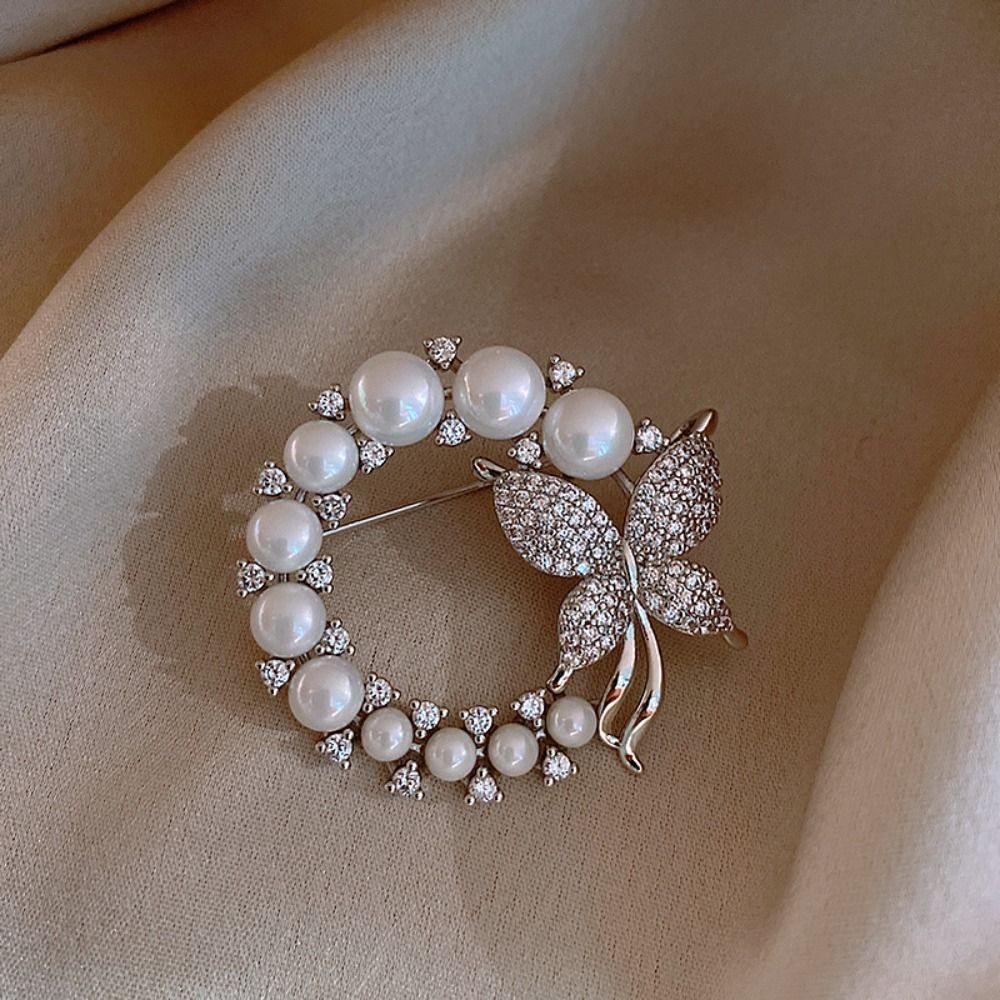 Fashion%20Tulip%20Flower%20Brooch%20Golden%20Pearl%20Jewelry%20Elegant%20Design%20Luxury%20Clothing%20Accessories%20Men%20Women%20-%20Image%202