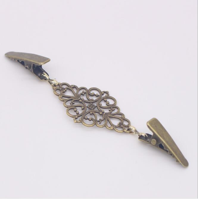 1Pcs Retro Sweater Cardigan Clip Buckles Metal Buckle Fashion