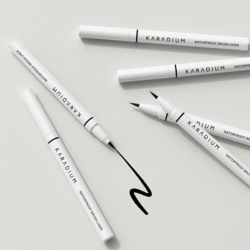 Bút dạ kẻ mắt Karadium mẫu mới thanh mảnh, dễ vẽ