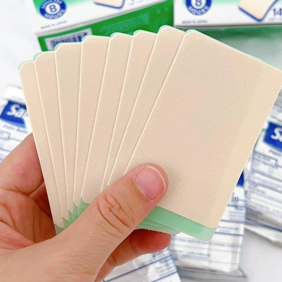 Cao dán Salonpas Mỹ - Tách lẻ 70 bịch (1 bịch 20 miếng)