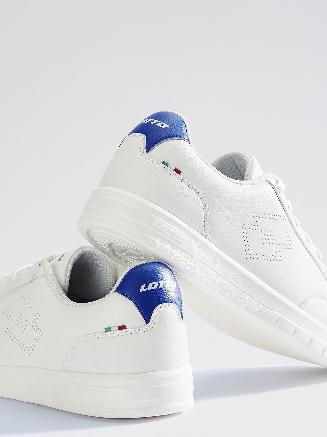 Lotto%20Impulso%20Citta%20White%20-%20Blue%20Sneakers%20For%20Men%20-%20Image%205