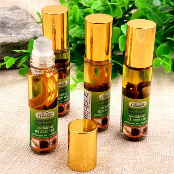 Dầu Lăn Sâ.m Gre.en Herb Oil 8ml Thái Lan