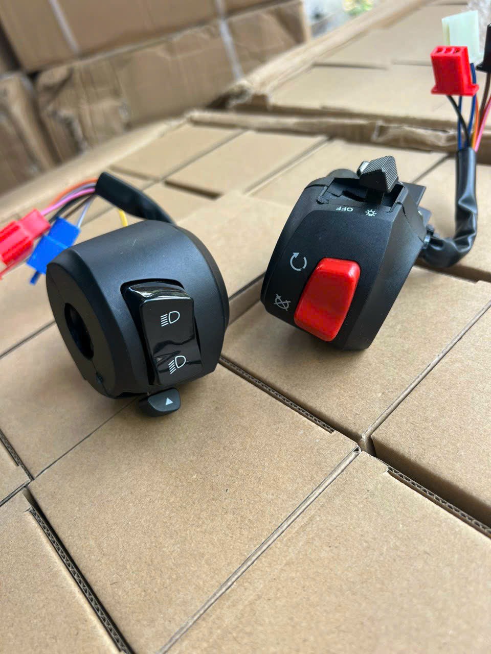 Cặp cùm công tắc ex150 lOẠI1