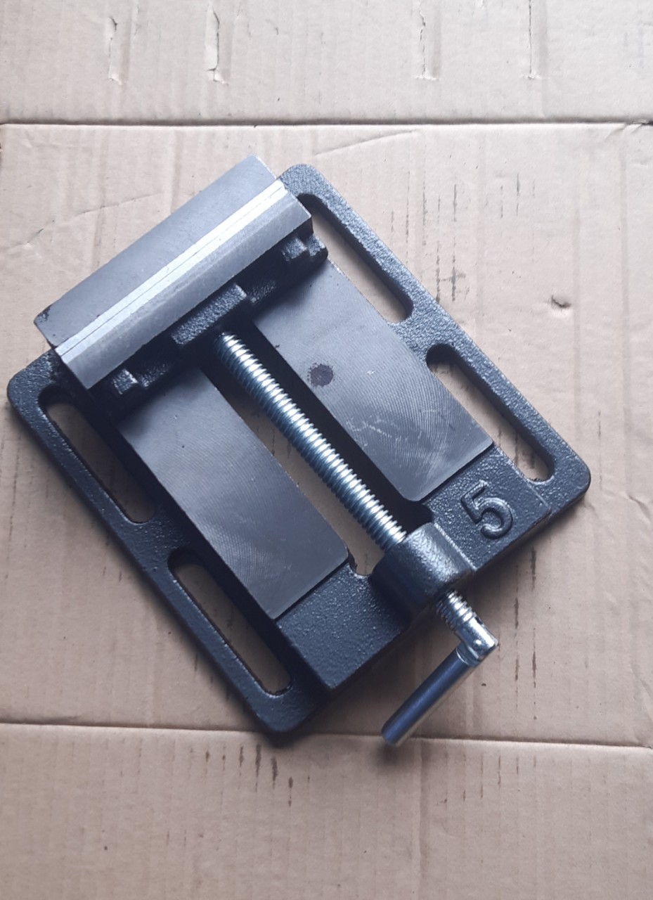 Ê tô bàn kẹp số 5in -- 125mm