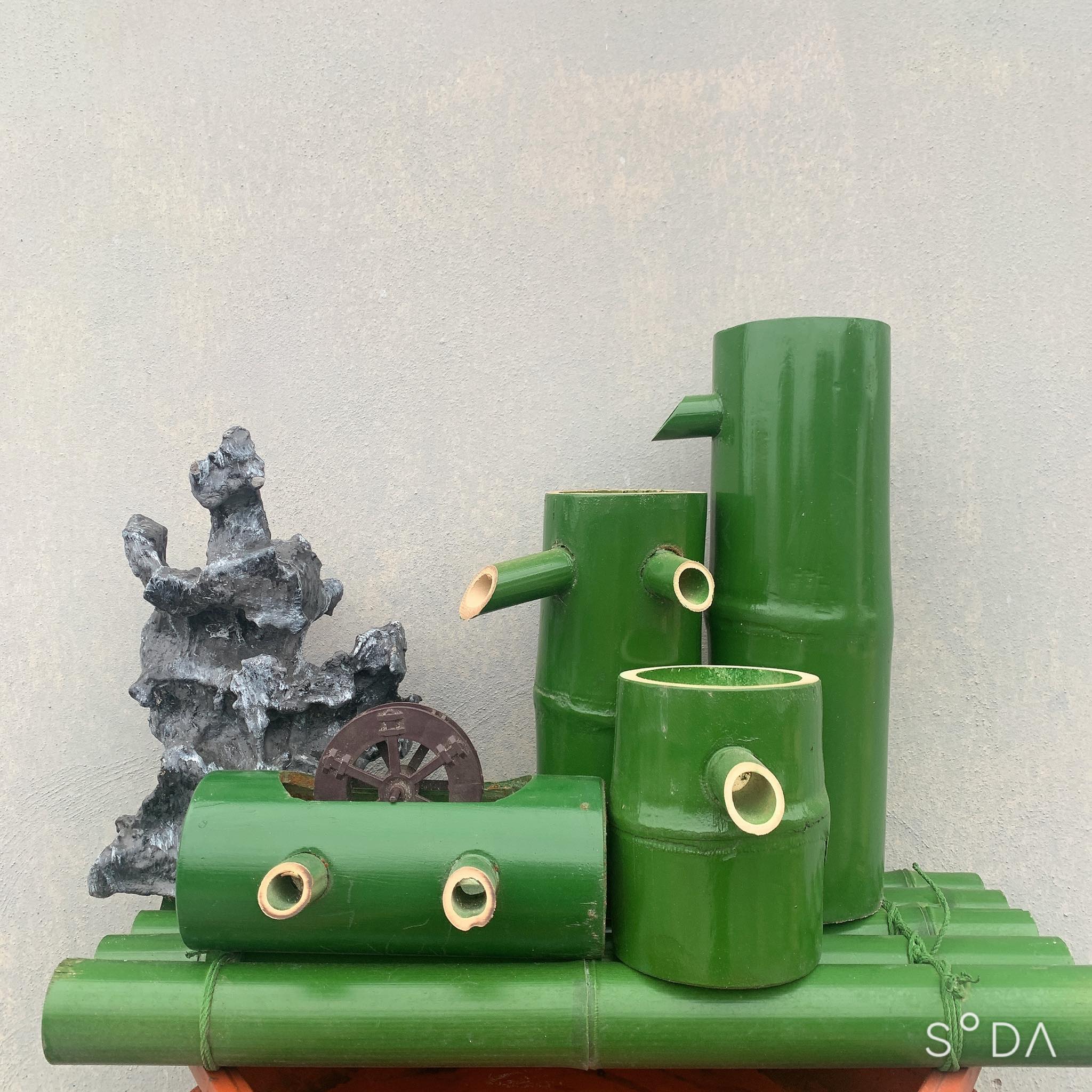 thác nước bằng tre