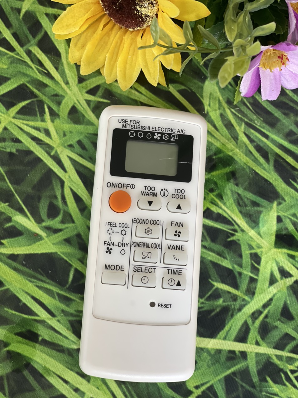 Remote máy lạnh MITSHUBISHI- Bảo hành 03 tháng- Tặng pin