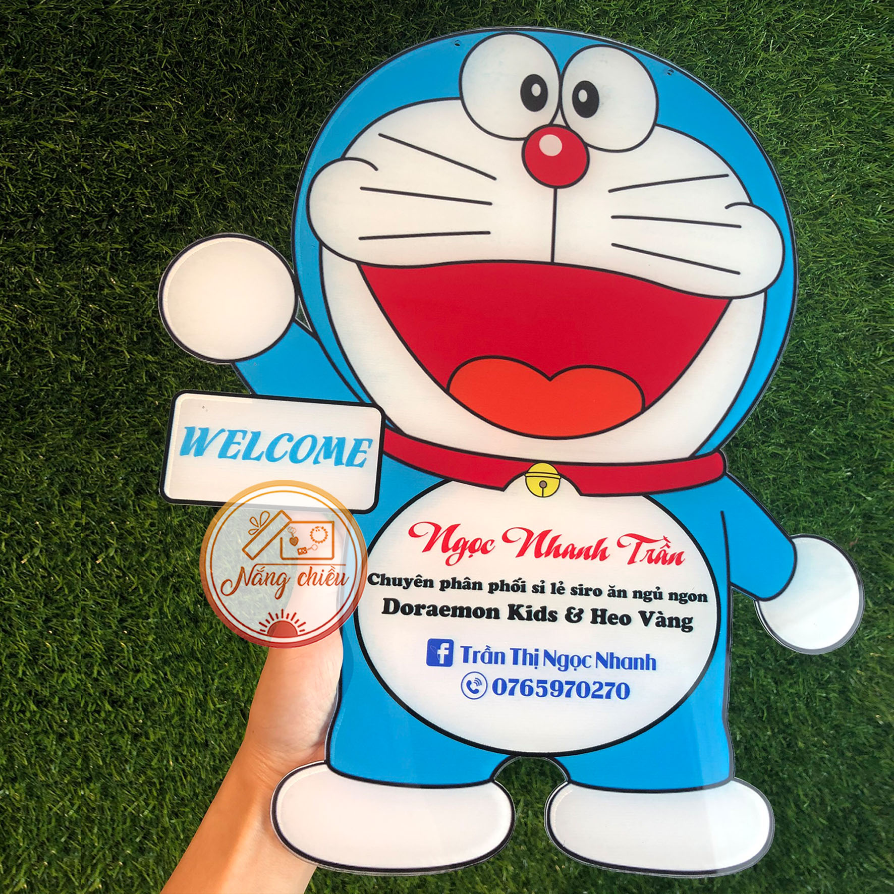 Bảng hiệu mica hình doremon, thiết kế theo yêu cầu