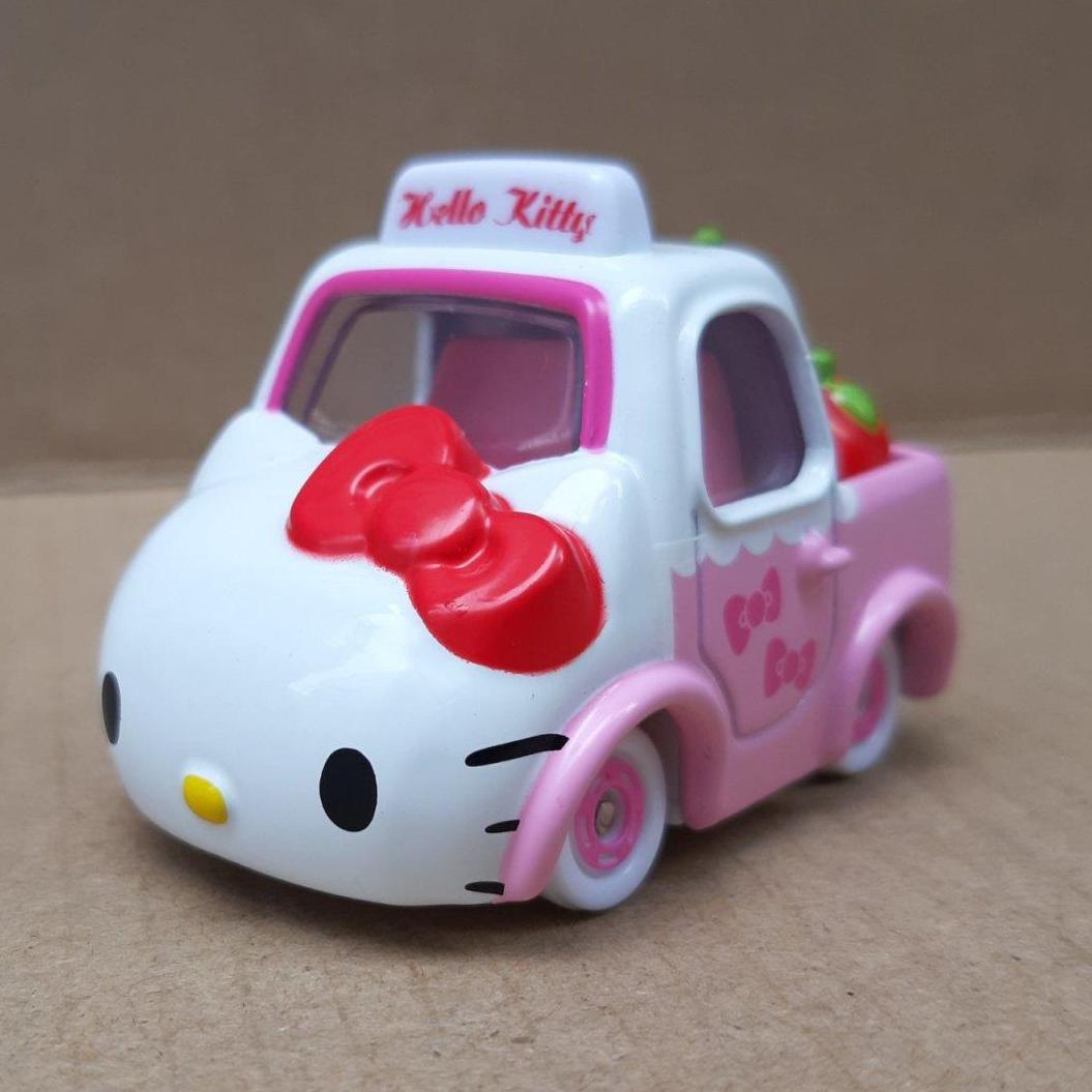 Xe mô hình Tomica - Xe Hello Kitty chở táo rất dễ thương giá rẻ cho bé hay sưu tập