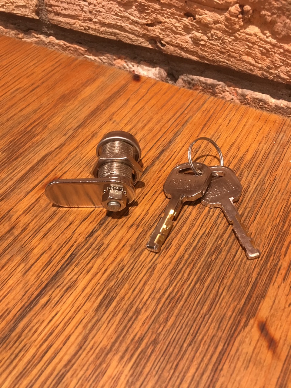Khóa tủ locker RL8042