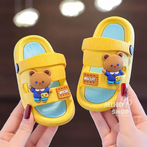 Dép có quai biscuit hoạt hình mềm êm chân chống trượt cho bé trai bé gái