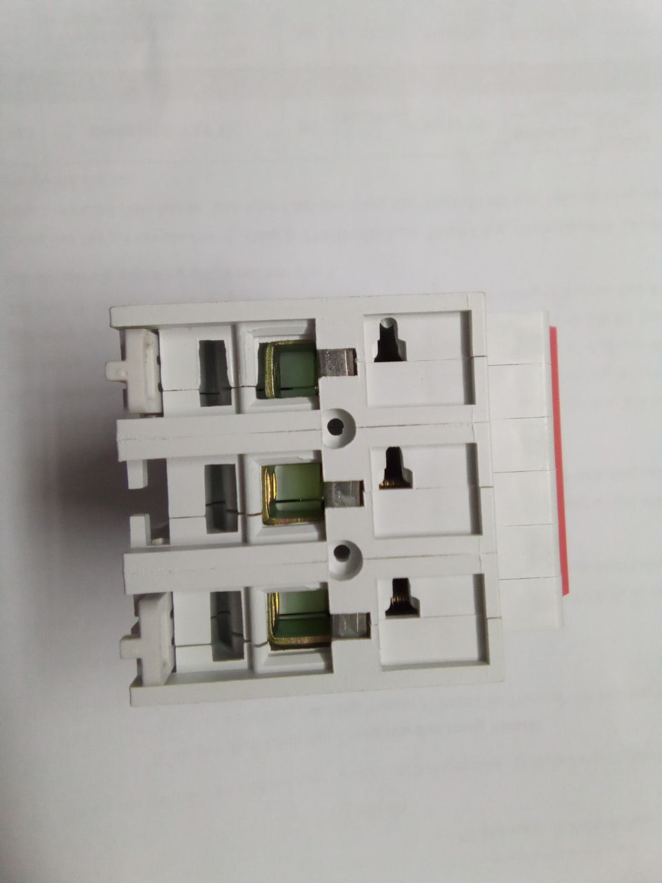 Cb đóng ngắt AC 3 pha 3P và 4P 63A/400VAC