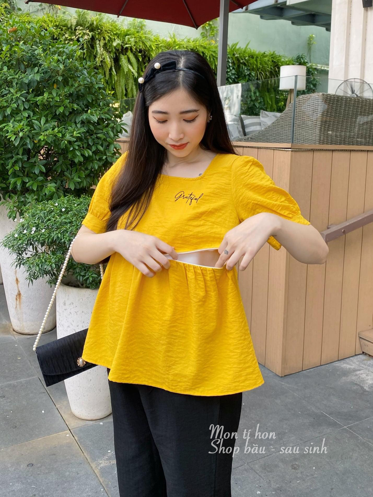 Áo bầu cổ vuông (nhiều màu) - size M/L