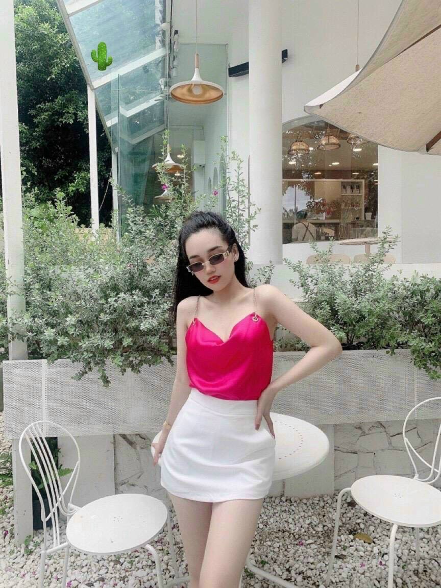 Áo kiểu 2 dây xích khoen phi lụa cổ đổ cực xinh , chất phi lụa mềm mịn mát