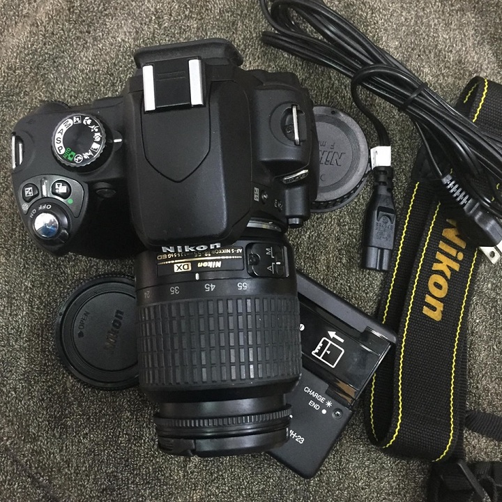 Máy ảnh Nikon D60 kèm lens kít 18-55 VR