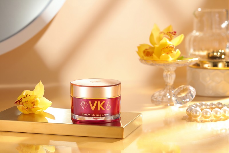 Kem dưỡng trắng nâng tone da VK6
