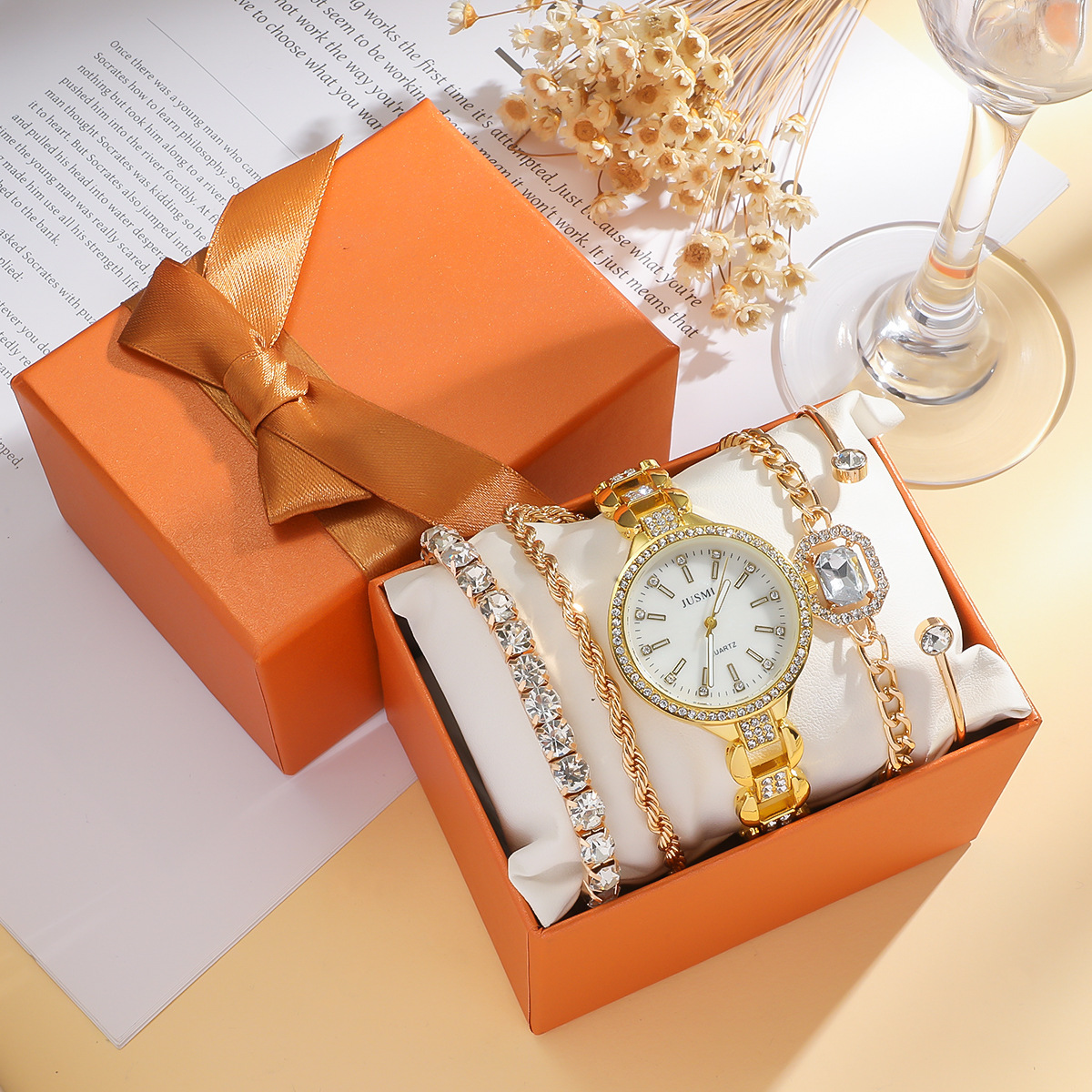 %E3%80%90Unique%20features%E3%80%91JUSMI%20Luxe%20Gold%20Watch%20with%20Minimalist%20Dial,%20Paired%20with%20Sparkling%20Bracelet%20and%20Necklace%20Set%20-%20Light%20Luxury%20-%20Image%204