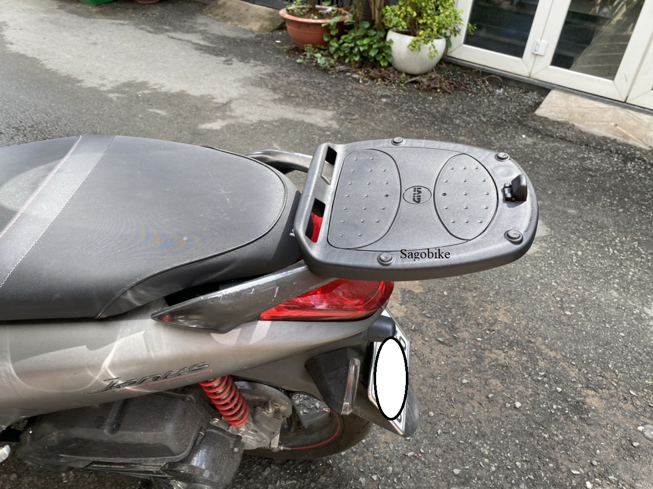 [HCM]Thùng givi E250N gắn cho xe Janus