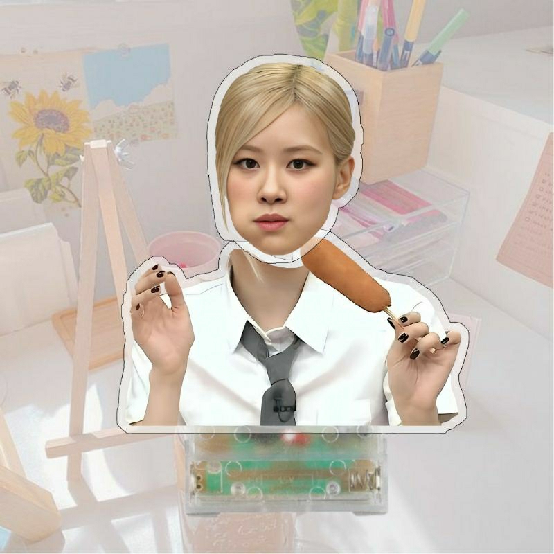 Standee lắc đầu rosé blackpink - mô hình lắc đầu rosé nhiều mẫu