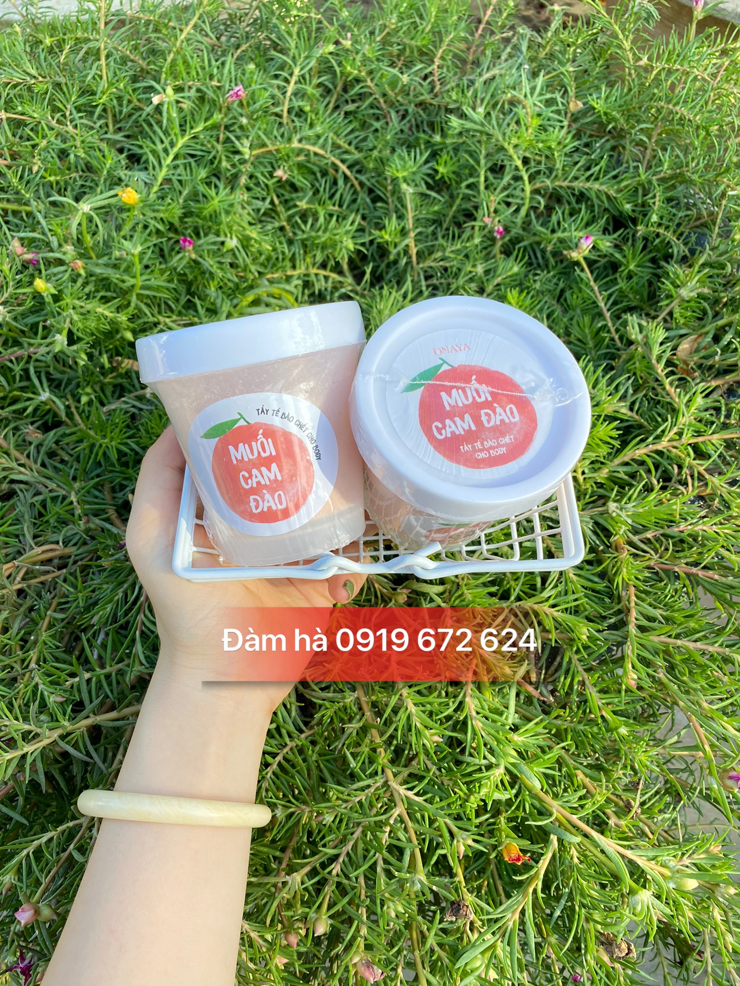 Muối tẩy da chết muối cam đào onaya TQ group