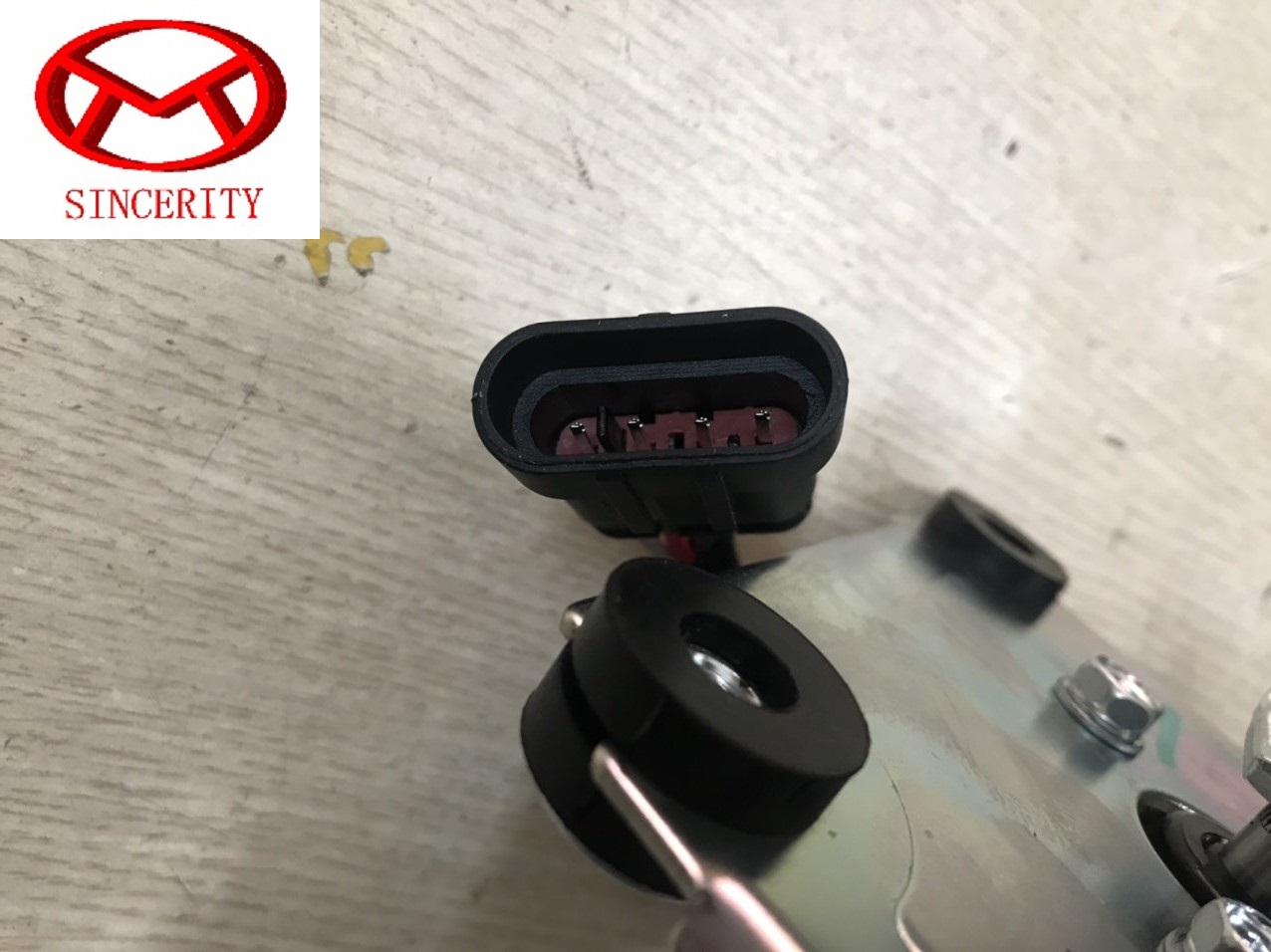Mô tơ gạt mưa Chery QQ3 / Daewoo Matiz2 / Labo