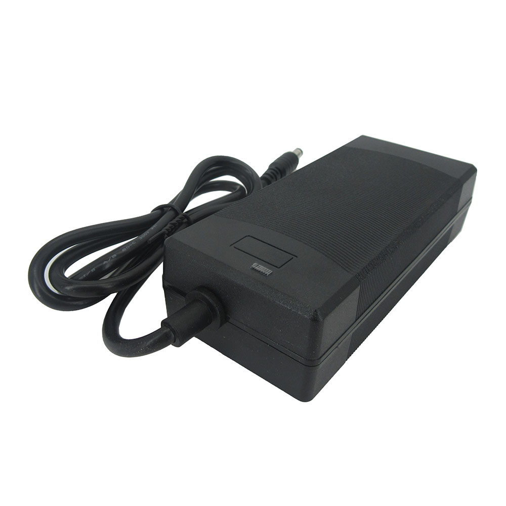 ShopSphere%2025.2V%202A%20Li%20ion%20Charger%206S%2021.6V%2022.2V%20Lithium%2018650%20Charger%20DC%20Connector%20100-240V%20Input%20-%20Image%206