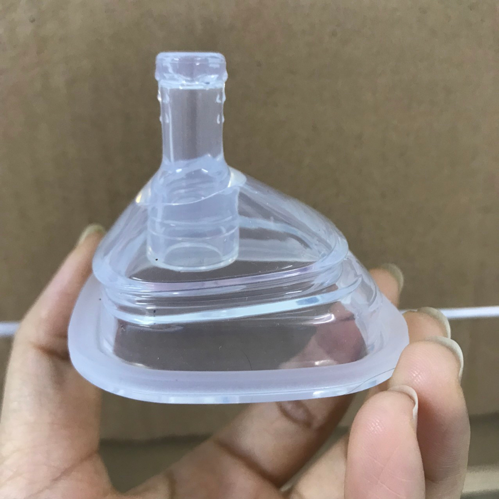 [Giá tốt] Núm hút, núm tập uống bình sữa vuông Hegin