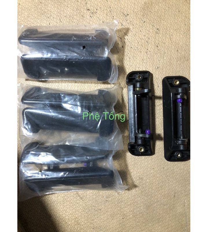 Tay mở ngoài cửa lùa Suzuki 7 chỗ ( su cóc).
