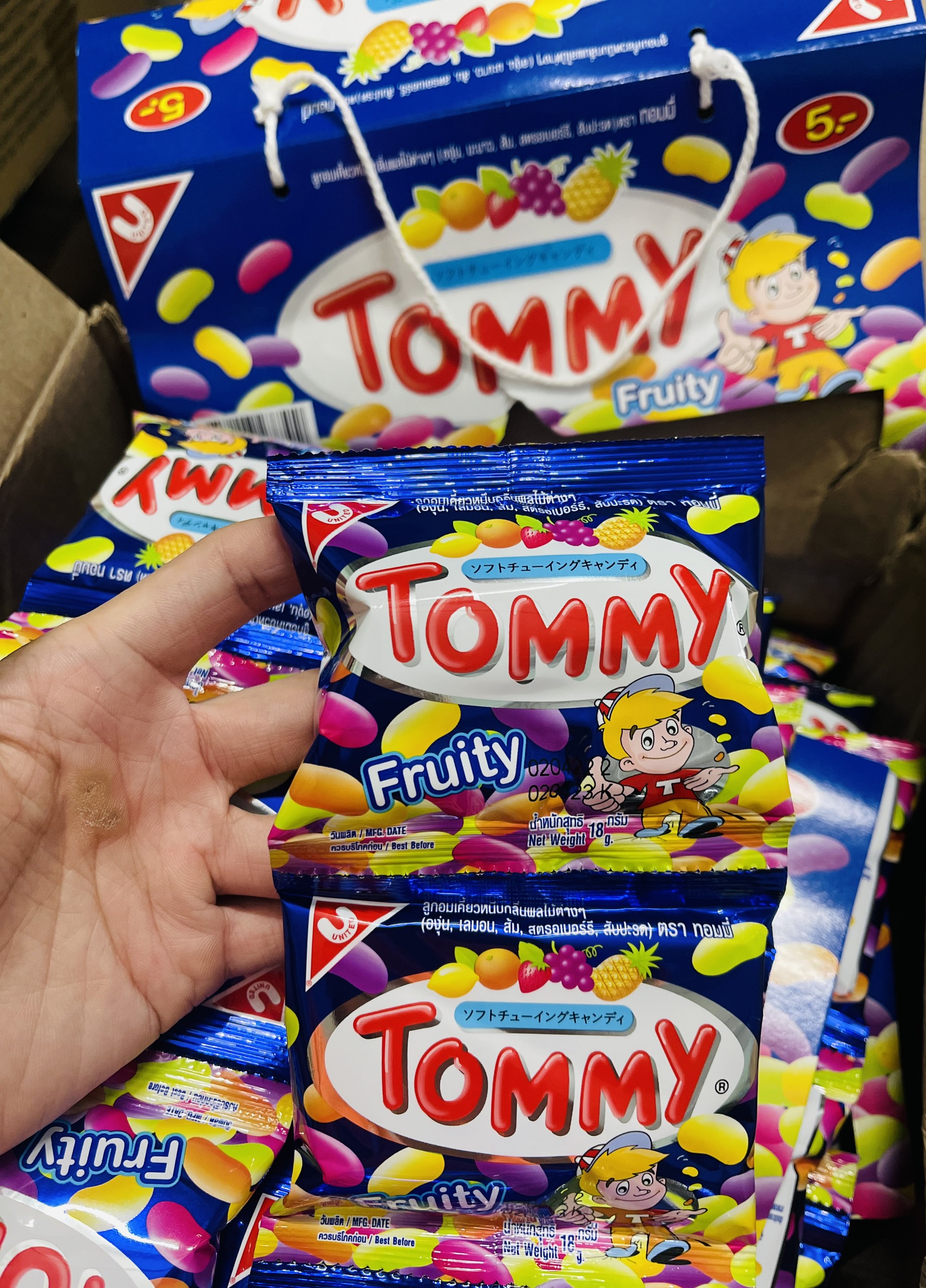1 Gói kẹo dẻo trái cây tommy thái lan