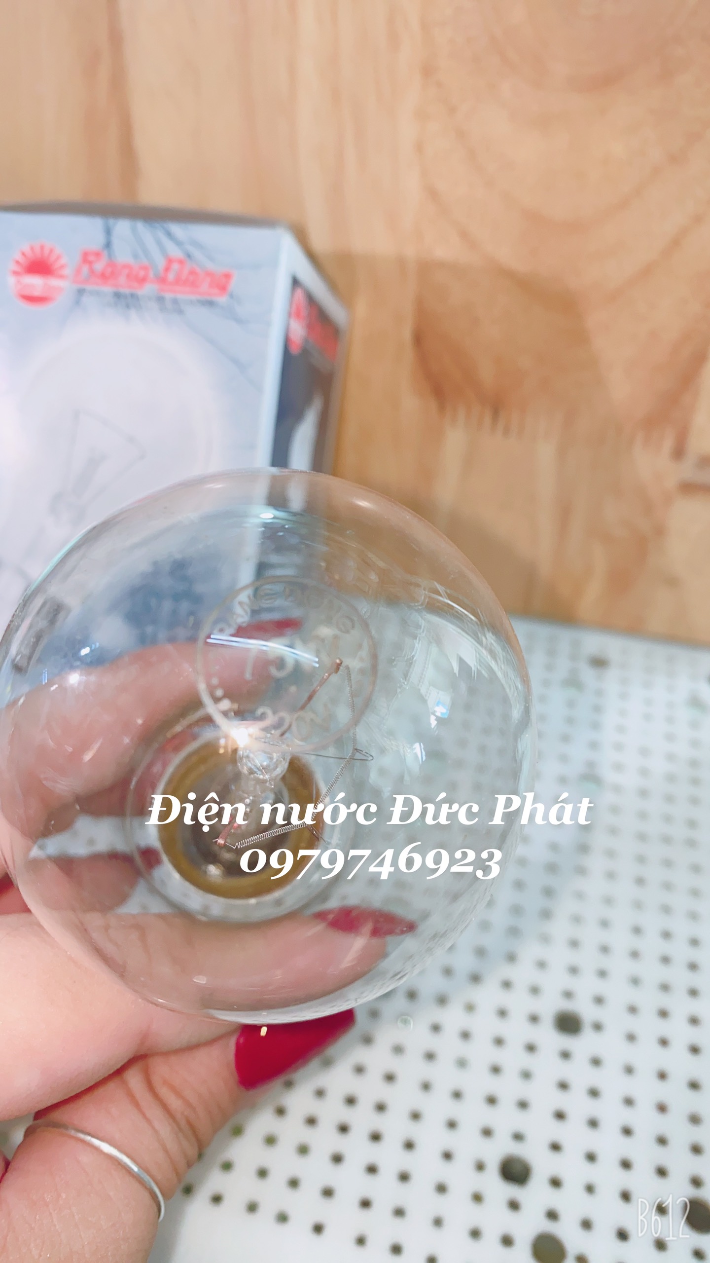 bóng đèn dây tóc 75w đui gài
