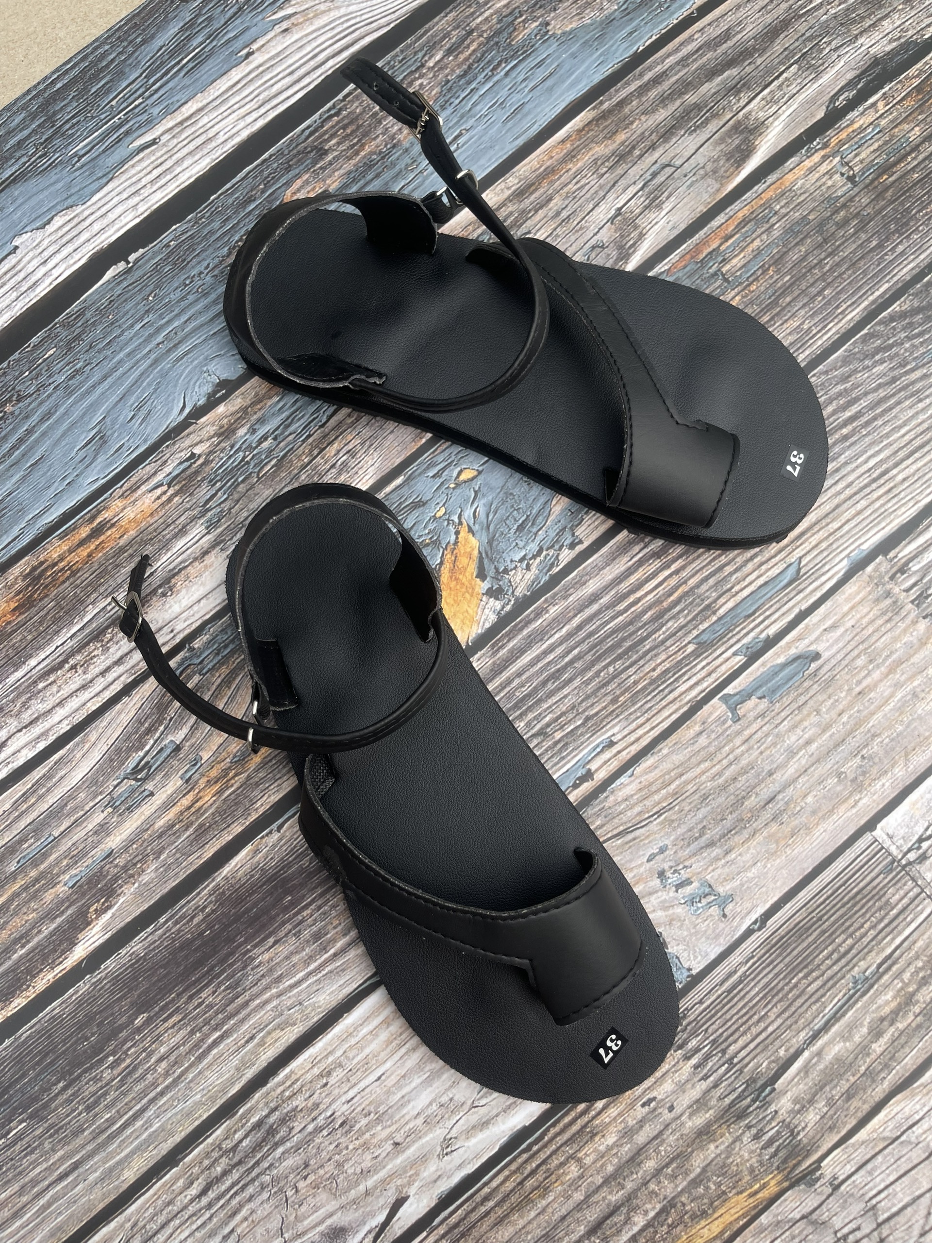 Sandal nữ xỏ ngón dây chéo