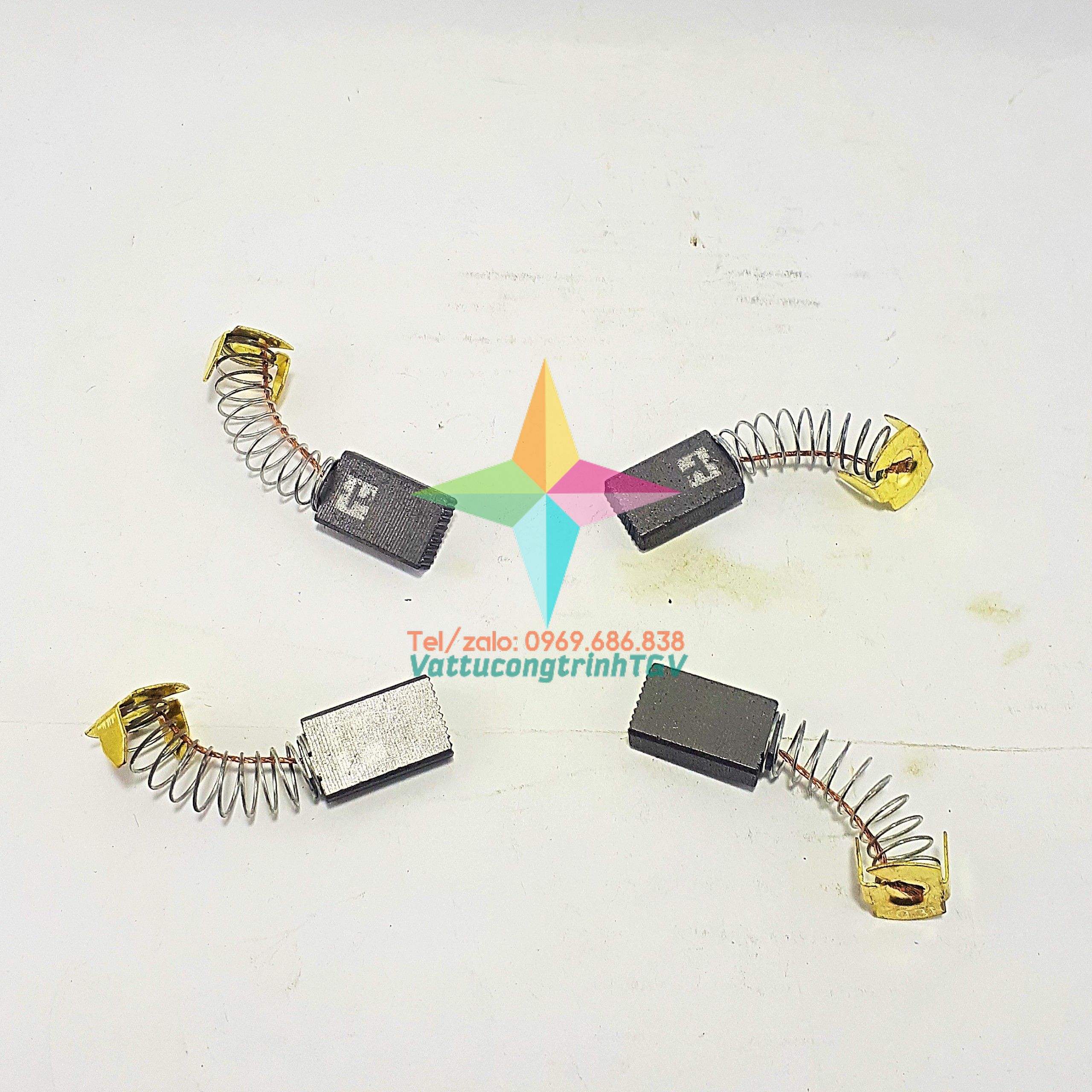 Bộ 4 chổi than dùng cho máy khoan, cắt