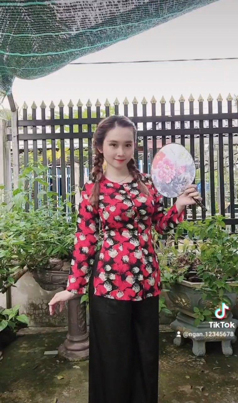 SÉT BÀ BA VẢI LỤA PHOM CHUẨN ĐẸP