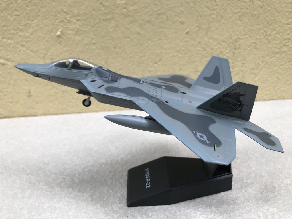 [HCM]Mô hình Máy bay Lockheed Martin F22 Raptor  1:100