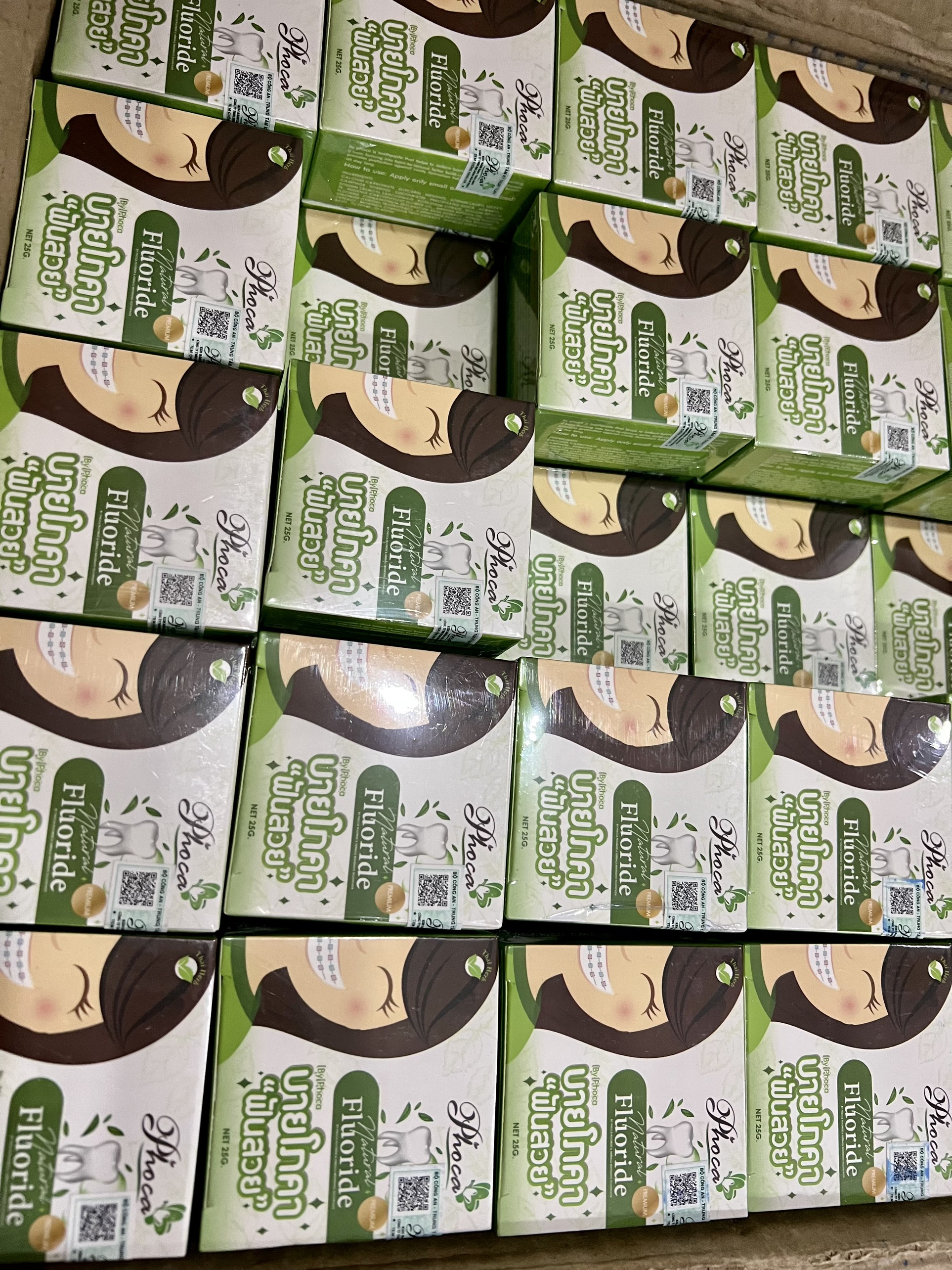 Kem đánh răng thảo dược By Phoca 25g/ Thái Lan