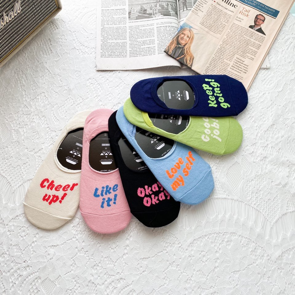 Vớ chữ Lucky socks Hàn Quốc