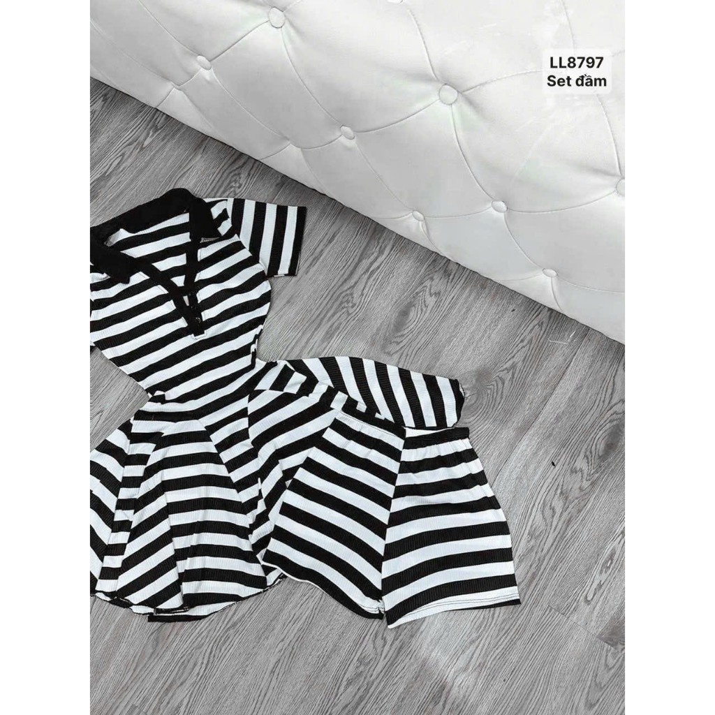 Set đầm kèm luôn quần trong , chất thun gân