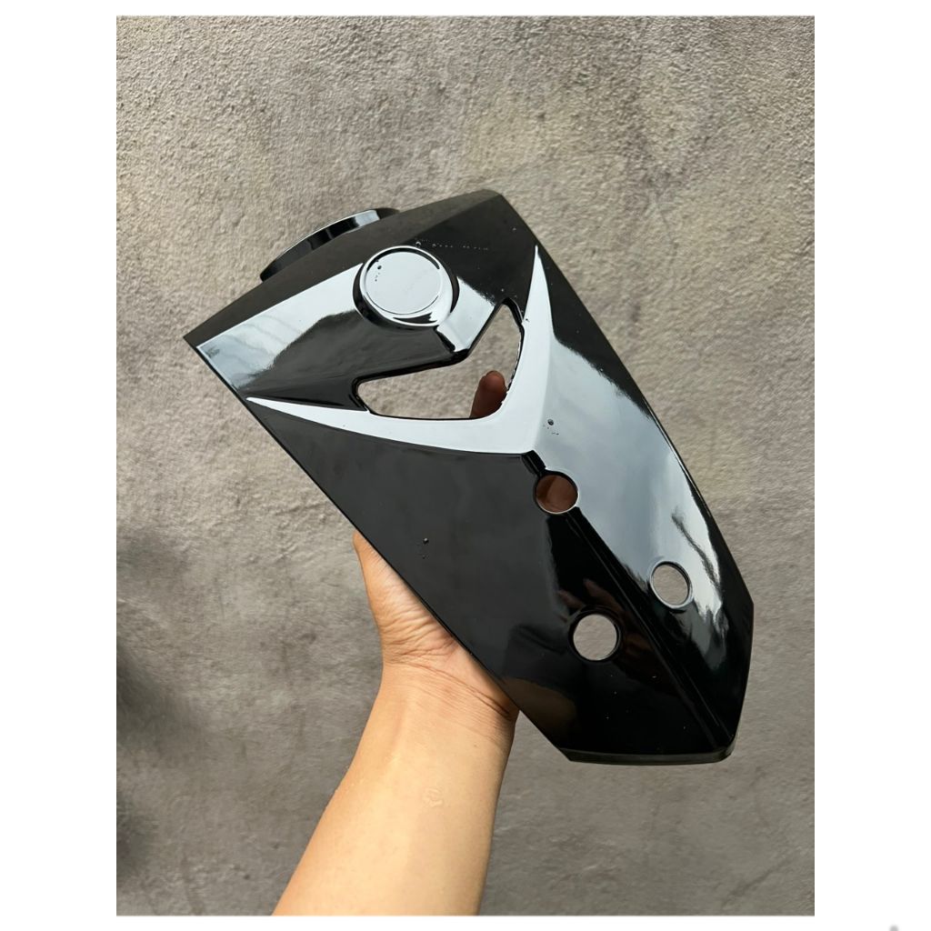 Mặt nạ sirius 3 lỗ màu đen gắn rỗ, cực đẹp cho sirius 110 rc
