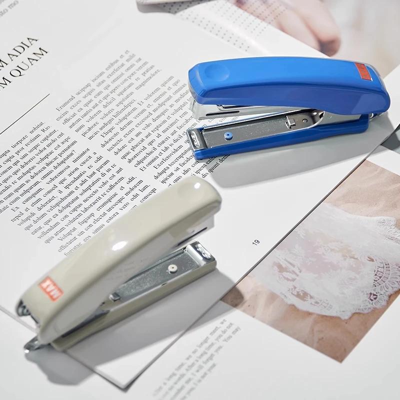 Japan MAX HD-10D Labor-saving Mini Portable Small Stapler with a Stapler Can Be Ordered 20 Pages 10 Stapler for Office Students