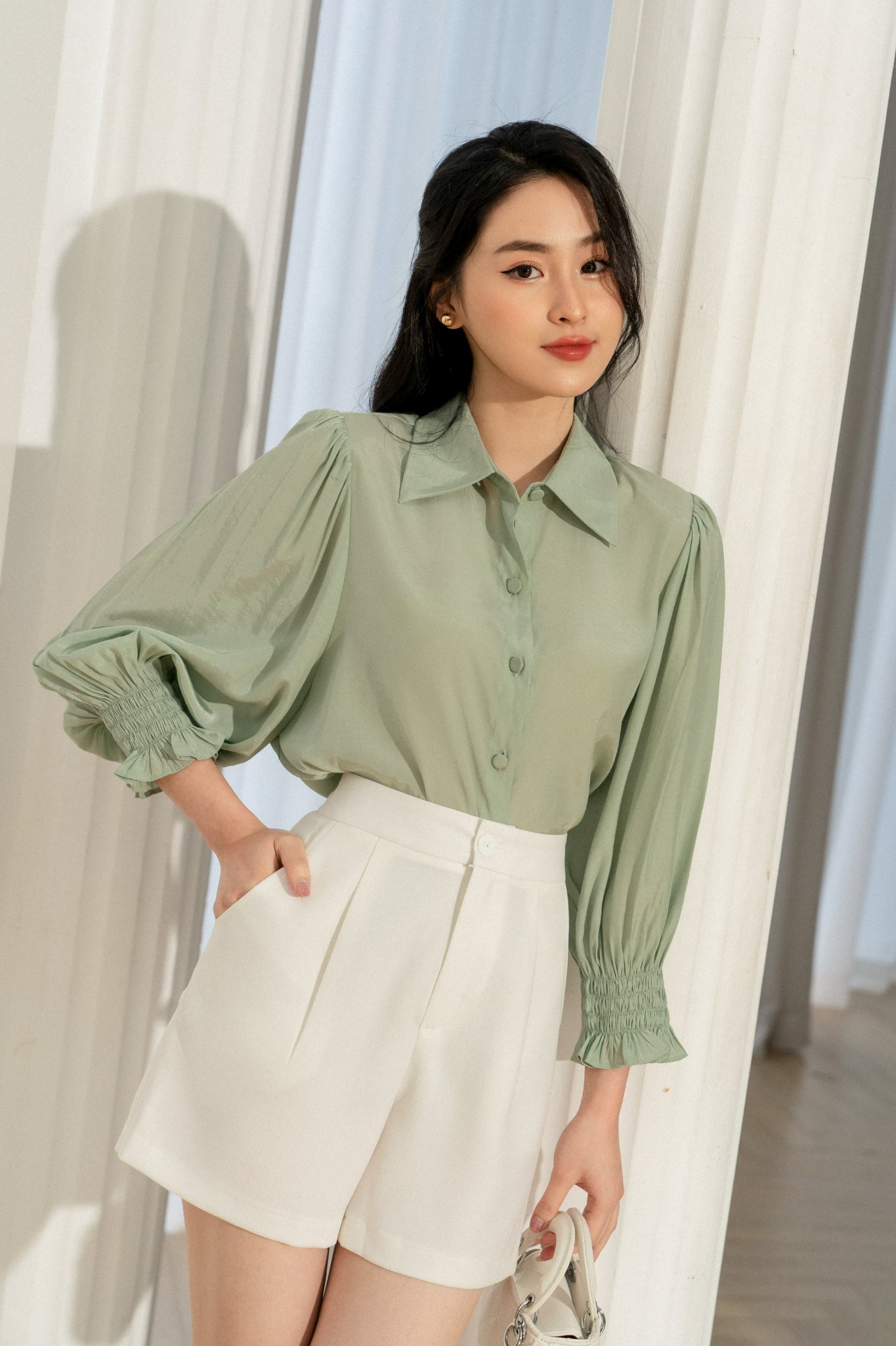 Áo sơ mi cổ đức tay chun TIINSTORE  AHD444