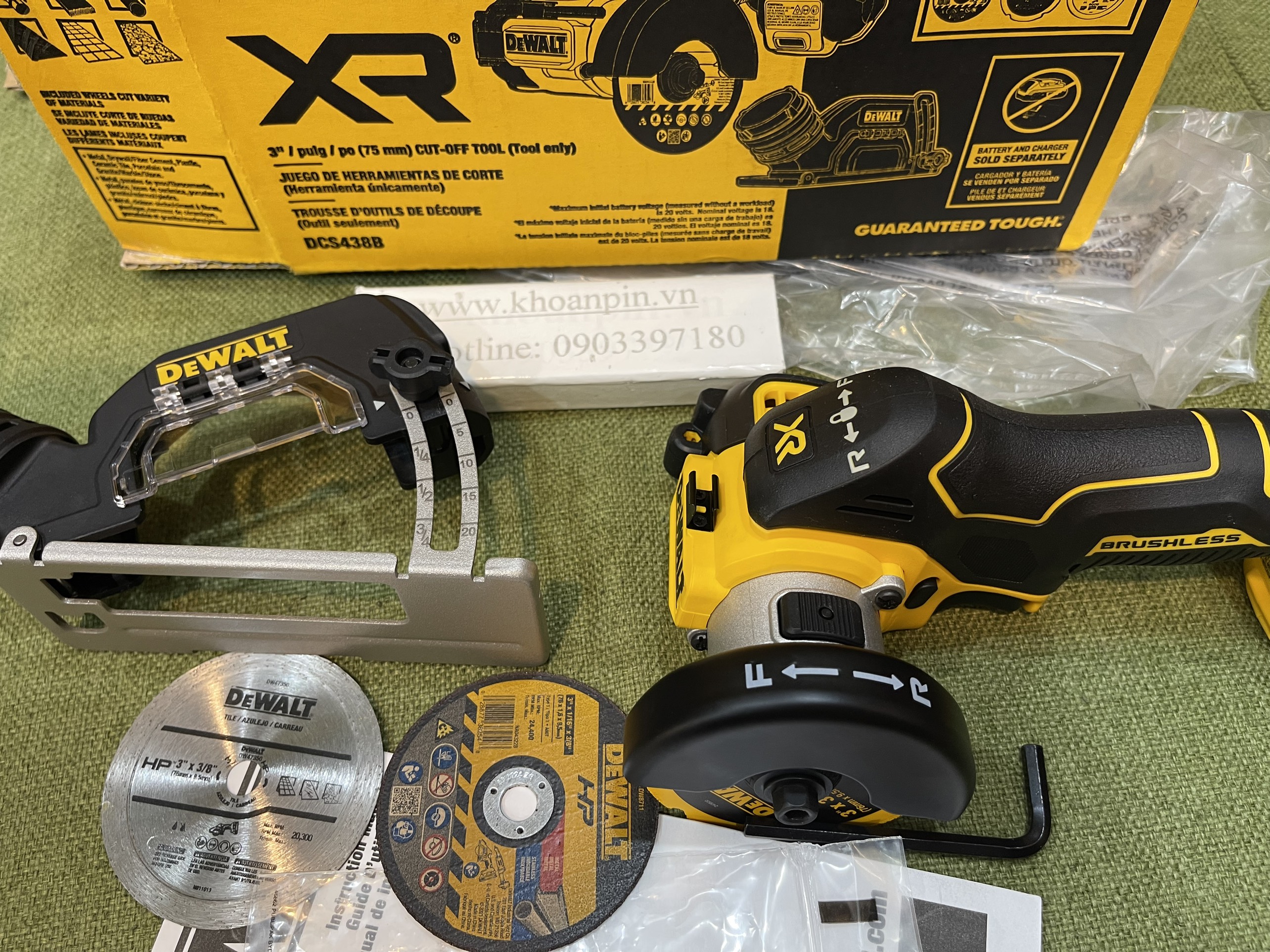 Máy cắt đa năng Dewalt DCS438B made in Mexico