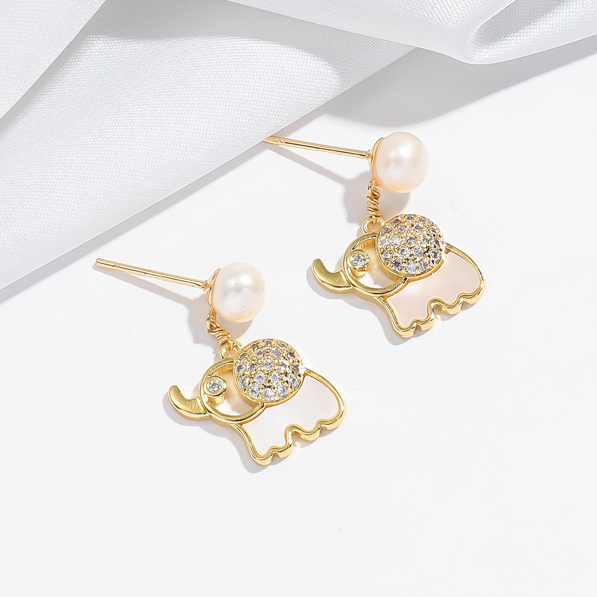 %E3%80%90Mega%20Sale%E3%80%91Women's%20New%20Style%20National%20Style%20Elephant%20Necklace%20Natural%20Freshwater%20Pearl%20Earrings%20suit%20Clavicle%20-%20Image%206