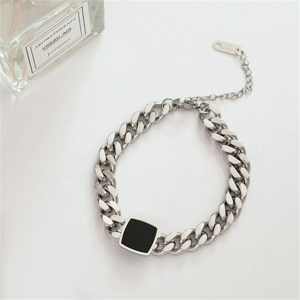 %E3%80%90Super%20Sale%E3%80%91Personality%20Exaggerated%20Steel%20Thick%20Chain%20Necklace%20Niche%20All-match%20Black%20Square%20Chain%20Necklace%20Color-free%20Accessories%20-%20Image%206