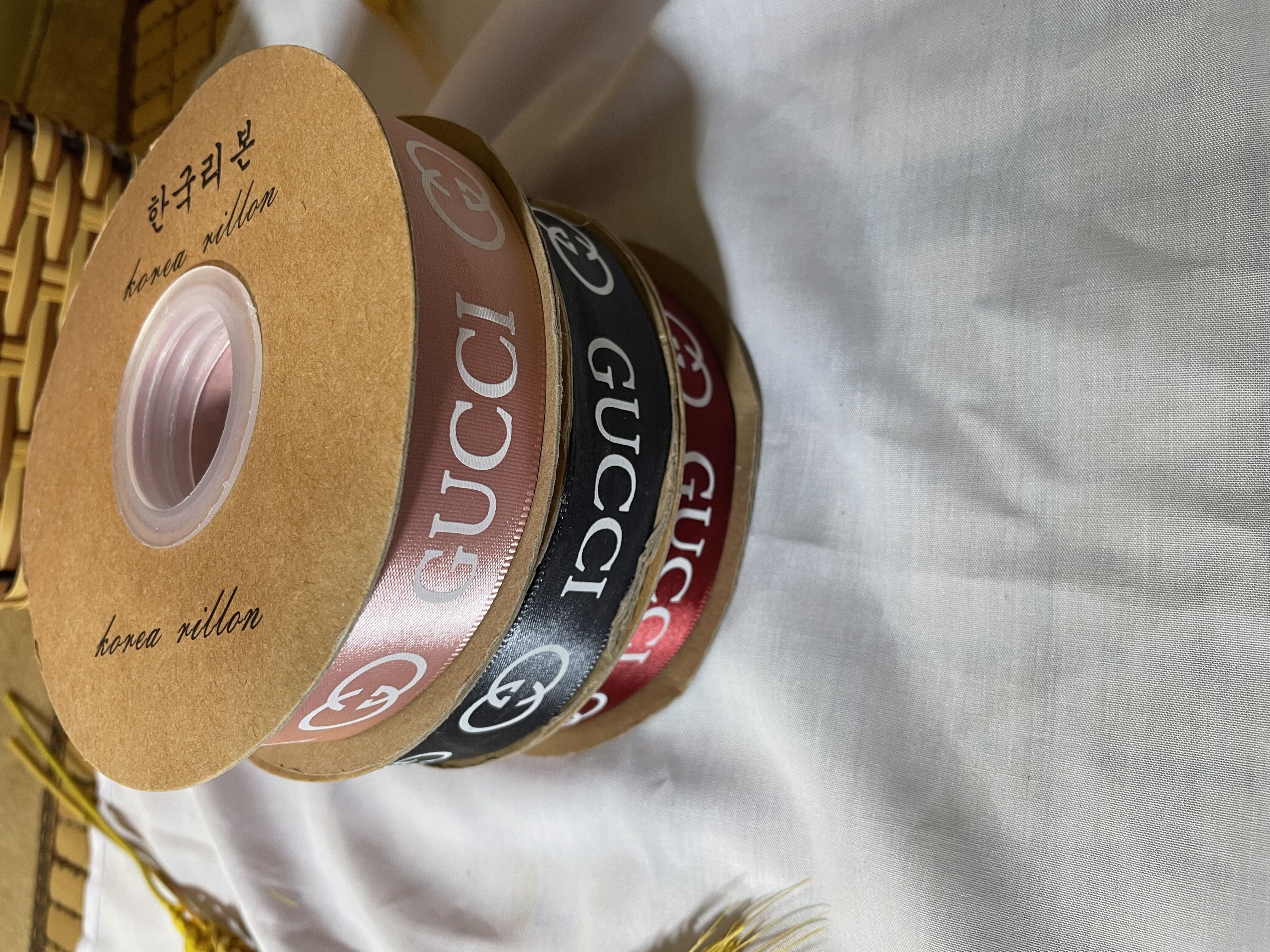 (SÉT 5m )Ruy băng lụa in chữ GUCCI 2,5cm cao cấp