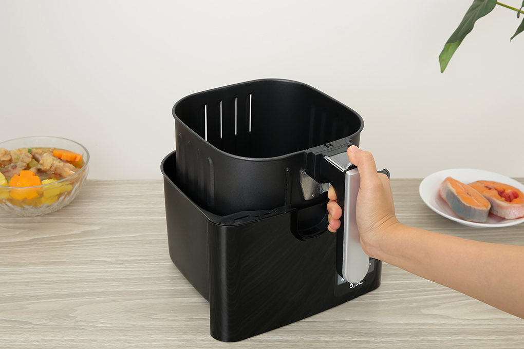 Nồi chiên không dầu Sharp KF-AF55EV-BK 5.5 lít