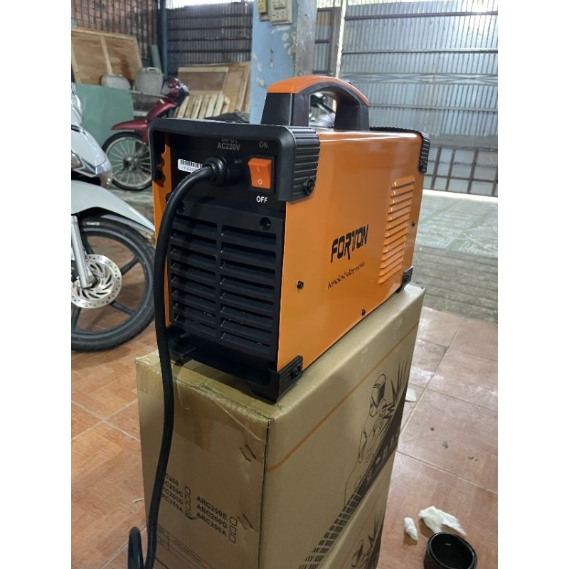 Máy hàn que Arc250 Forton❤️‍🔥❤️‍🔥Tặng kiếng hàn điện tử
